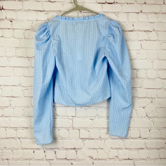 025 - TOPSHOP Light Blue Gingham
Sweetheart Neck Ruffle Puff Sleeve Crop Top 2 - Picture 2 of 12